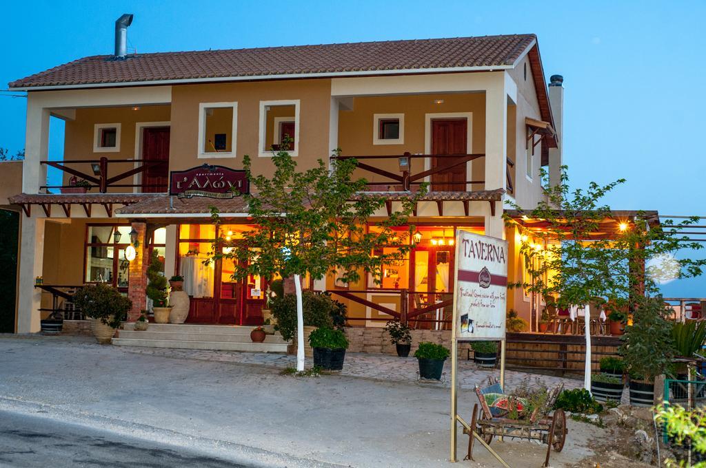 T'Aloni Hotell Chortáta Exteriör bild